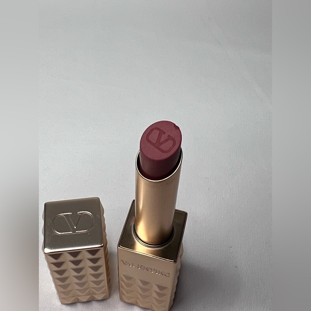 SPIKE VALENTINO BUTTERY MATTE LIP COLOR